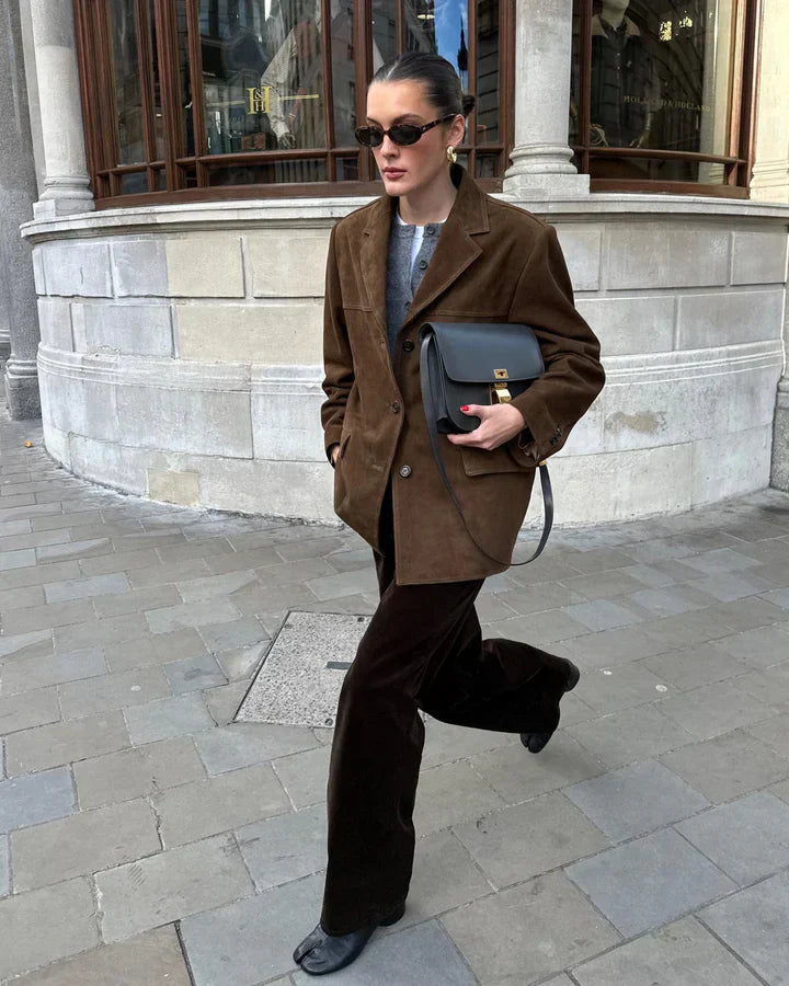 Alina | Monika – Klassischer Wildlederblazer